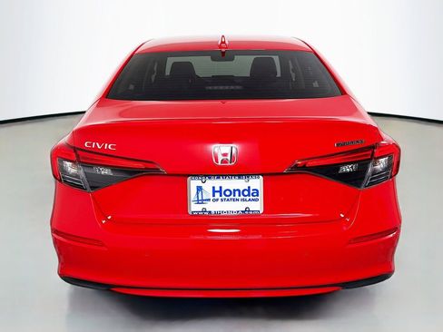 Certified 2024 Honda Civic Touring image 6