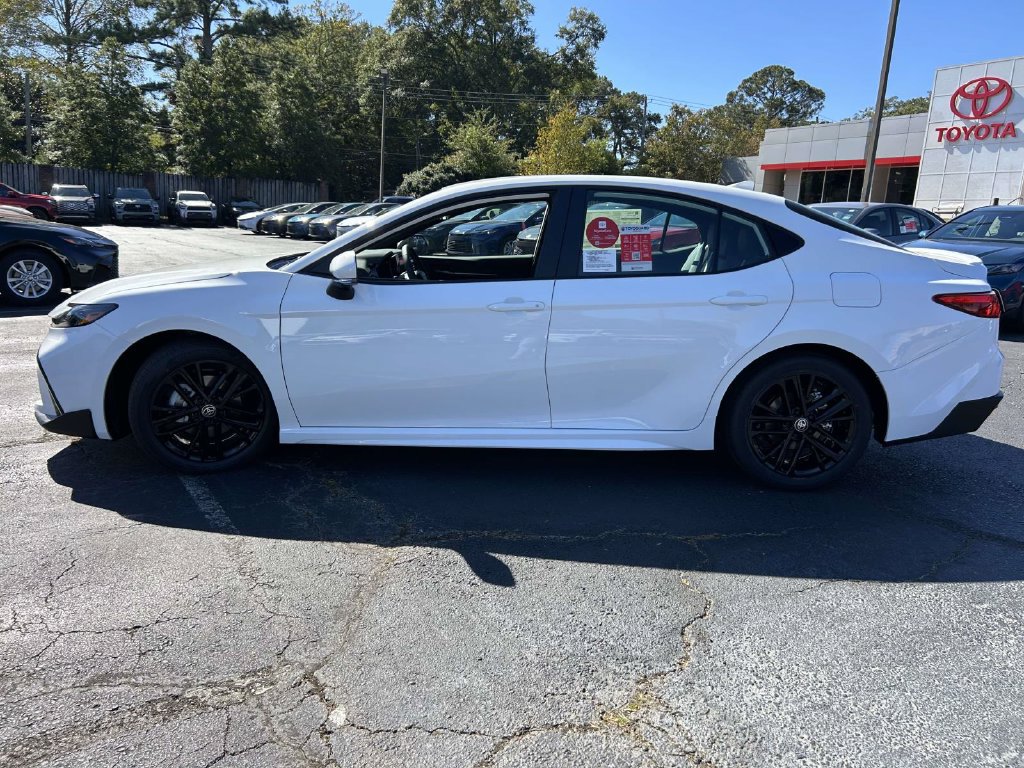 New 2027 Toyota Camry SE FWD image 6