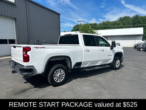 Used 2025 Chevrolet Silverado 2500 LT w/ Convenience Package AWD/4WD image 3