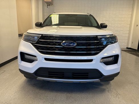Certified 2023 Ford Explorer XLT w/ Equipment Group 202A image 32