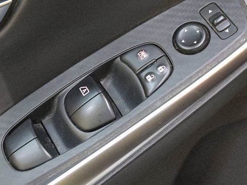 Used 2021 Nissan Sentra SR image 27