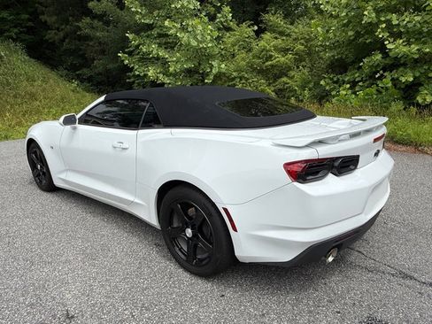 Used 2023 Chevrolet Camaro LT RWD image 25
