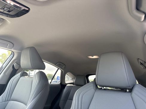 Used 2021 Toyota Venza XLE w/ Softex Package AWD/4WD image 17