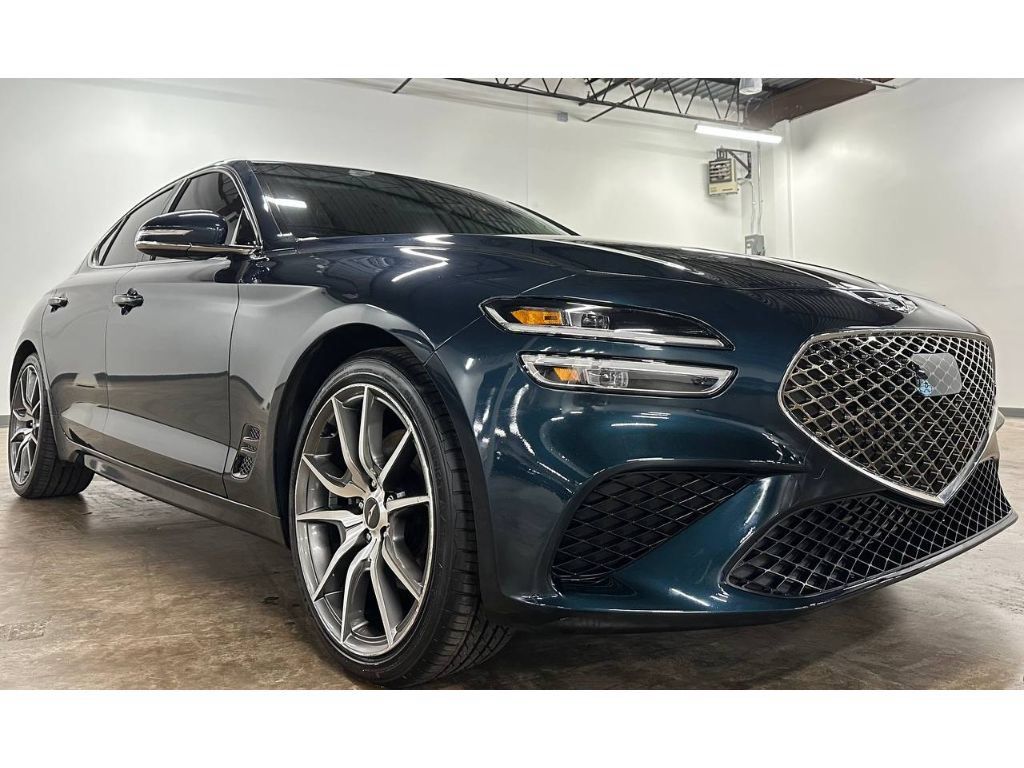 Used 2023 Genesis G70 2.0T AWD/4WD image 6