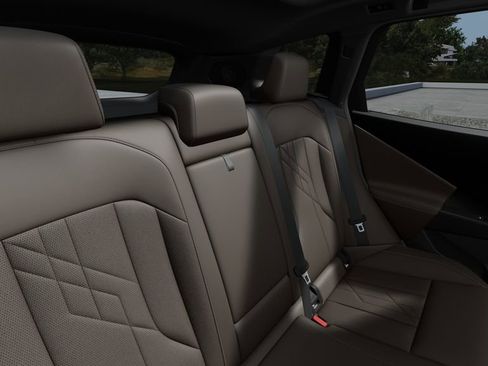 New 2026 BMW X3 xDrive30 w/ Premium Package AWD/4WD image 12