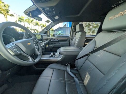 New 2026 Chevrolet Silverado 2500 High Country w/ Technology Package AWD/4WD image 7