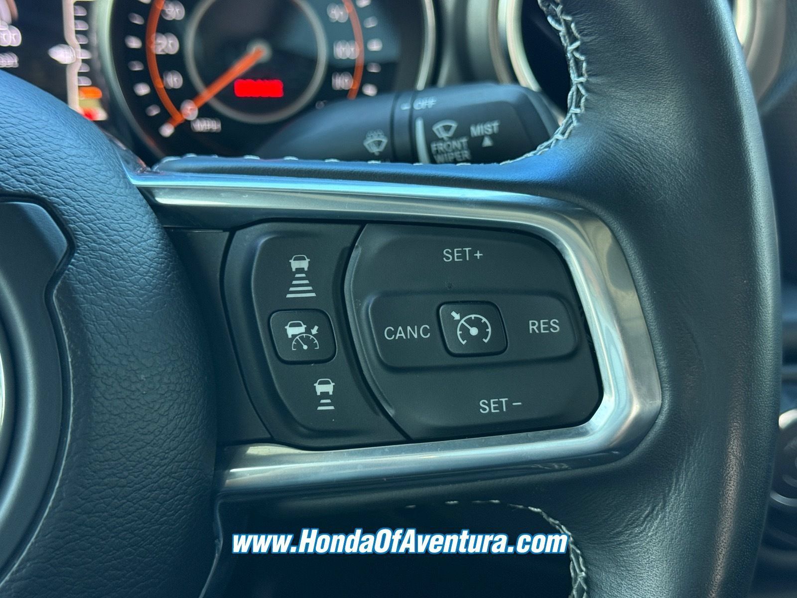 Used 2023 Jeep Gladiator Rubicon w/ LED Lighting Group AWD/4WD image 23