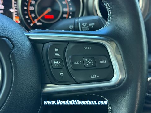 Used 2023 Jeep Gladiator Rubicon w/ LED Lighting Group AWD/4WD image 23