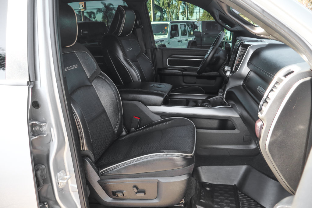 Used 2024 RAM 2500 Laramie w/ Sport Appearance Package AWD/4WD image 47