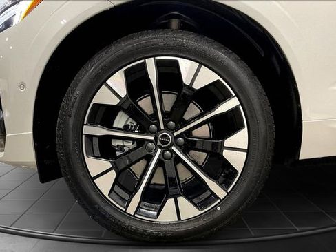 New 2026 Volvo XC60 B5 Plus w/ Climate Package image 13