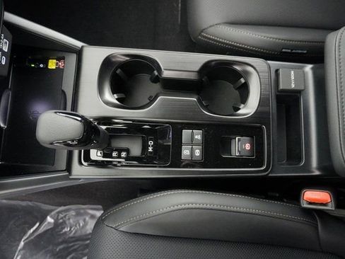 New 2026 Subaru Outback Limited image 20