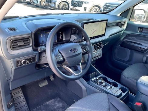 New 2025 Ford Maverick XL image 8