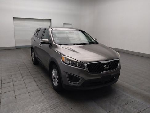 Used 2016 Kia Sorento L FWD image 13