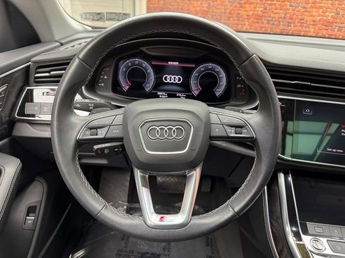 Used 2023 Audi Q8 Premium Plus image 14