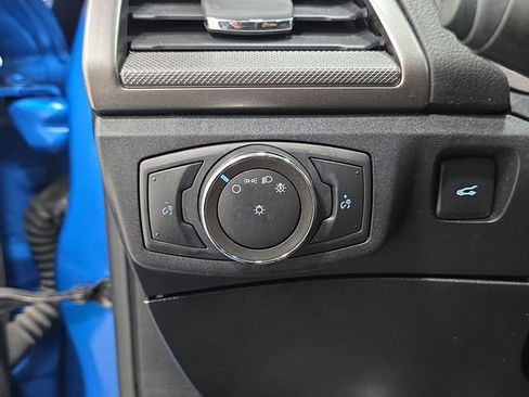 Used 2020 Ford Fusion SE image 26