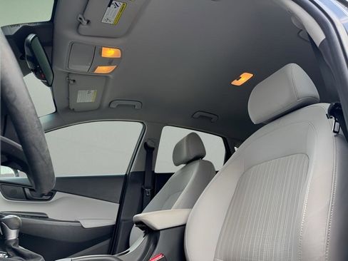 Certified 2023 Hyundai Kona SEL AWD/4WD image 10