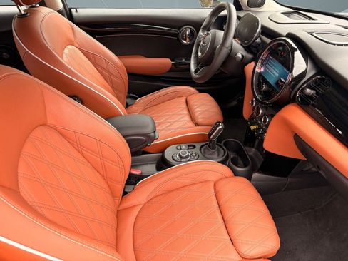 Certified 2024 MINI Cooper SE image 27