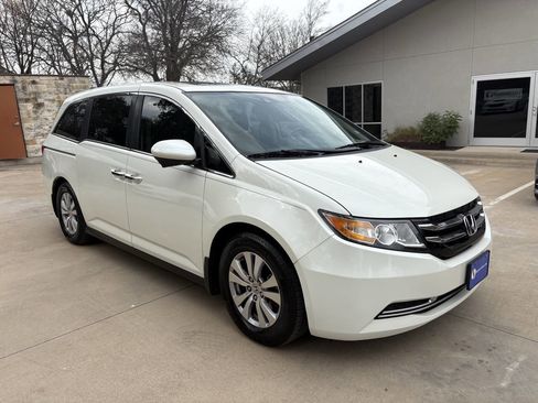 Used 2016 Honda Odyssey EX-L image 2