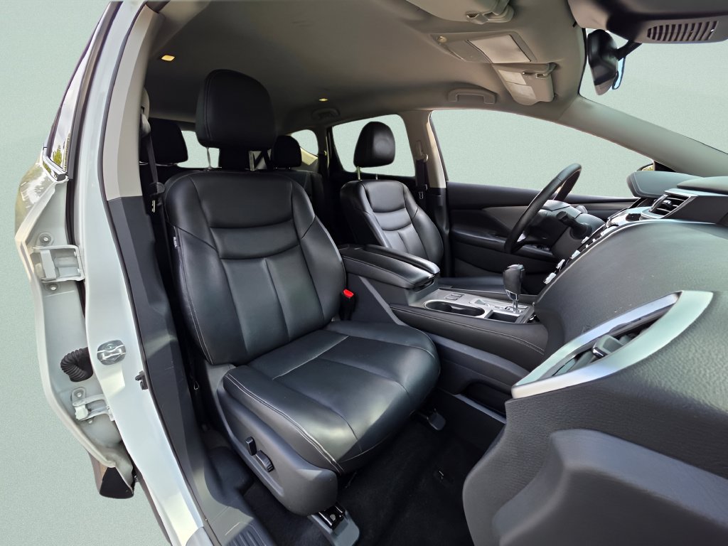 Used 2023 Nissan Murano SV w/ SV Midnight Edition Package FWD image 21