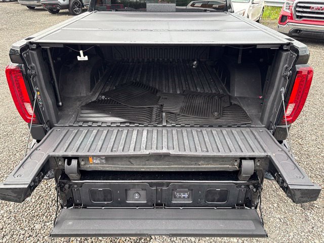 Used 2025 GMC Sierra 1500 Denali Ultimate AWD/4WD image 9