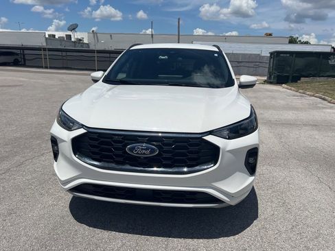Used 2023 Ford Escape ST-Line Select w/ Tech Pack #2 AWD/4WD image 8