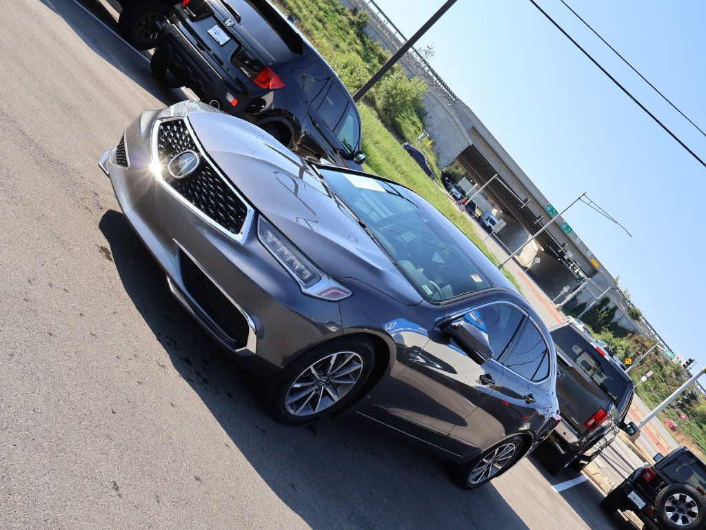 Used 2019 Acura TLX FWD image 3