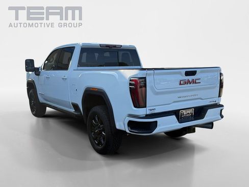 Used 2026 GMC Sierra 2500 AT4 w/ AT4 Premium Plus Package AWD/4WD image 5
