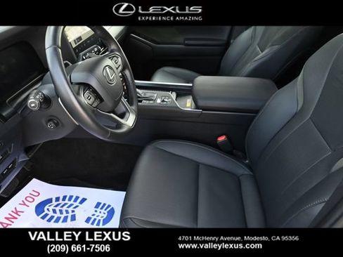 Used 2025 Lexus GX 550 AWD/4WD image 14