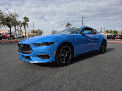 Certified 2025 Ford Mustang Coupe image 2