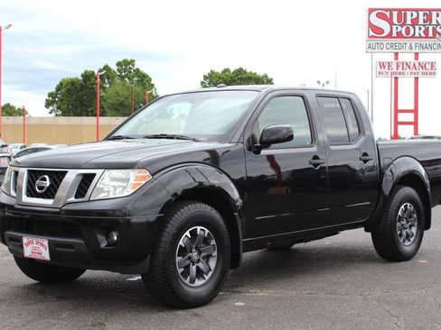 Used 2018 Nissan Frontier PRO-4X AWD/4WD image 7