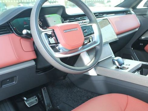 New 2026 Land Rover Range Rover SV image 14