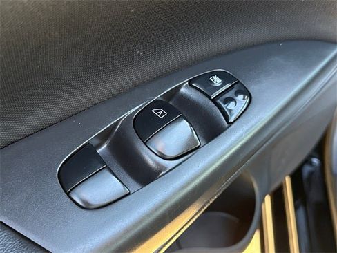 Used 2019 Nissan Sentra S w/ Appearance Package image 19