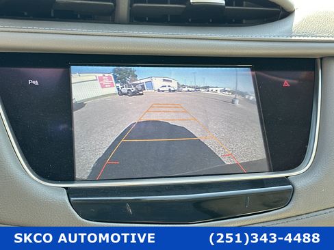 Used 2017 Cadillac XT5 Premium Luxury image 18