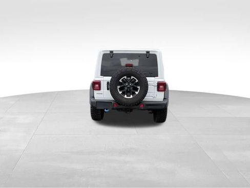 Used 2024 Jeep Wrangler Unlimited Rubicon 4xe AWD/4WD image 7