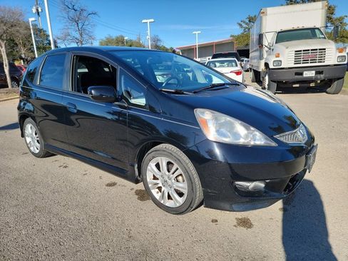 Used 2010 Honda Fit Sport image 3