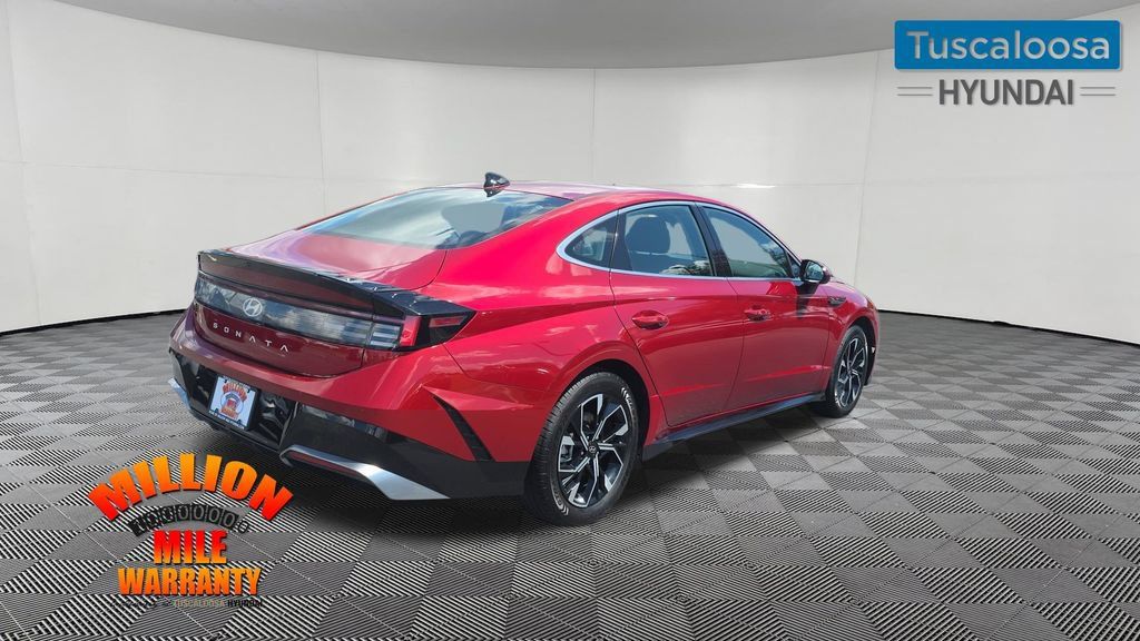 Used 2025 Hyundai Sonata SEL FWD image 8