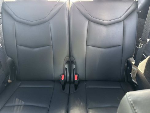 Certified 2025 Cadillac XT6 Premium Luxury image 15