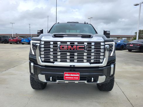 Used 2024 GMC Sierra 3500 Denali w/ Denali Reserve Package image 6