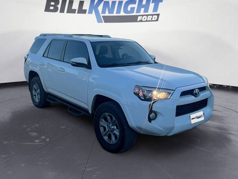 Used 2018 Toyota 4Runner SR5 Premium image 7