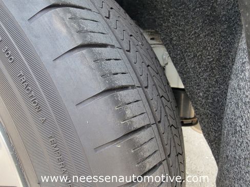 Used 2024 Mitsubishi Outlander ES image 30