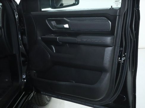 Used 2025 RAM 1500 Big Horn AWD/4WD image 35