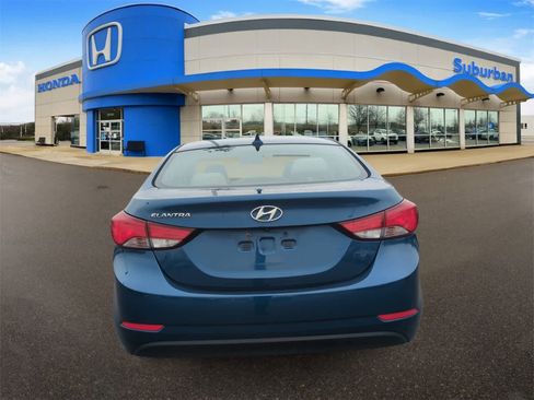 Used 2015 Hyundai Elantra SE w/ Option Group 02 image 7