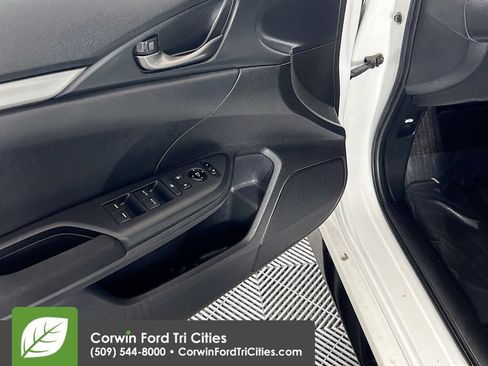 Used 2019 Honda Civic Sport image 22