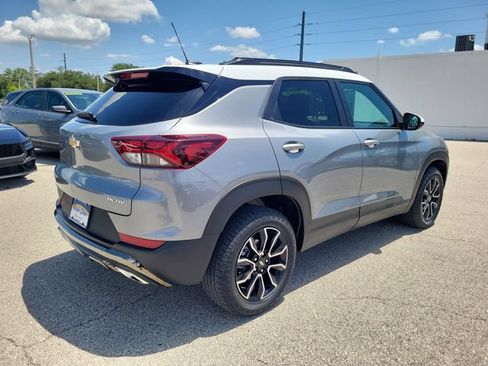Used 2023 Chevrolet TrailBlazer ACTIV w/ Sun and Liftgate Package AWD/4WD image 4
