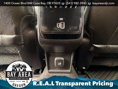 Used 2024 Jeep Compass Trailhawk w/ Trailhawk Elite Group AWD/4WD image 24
