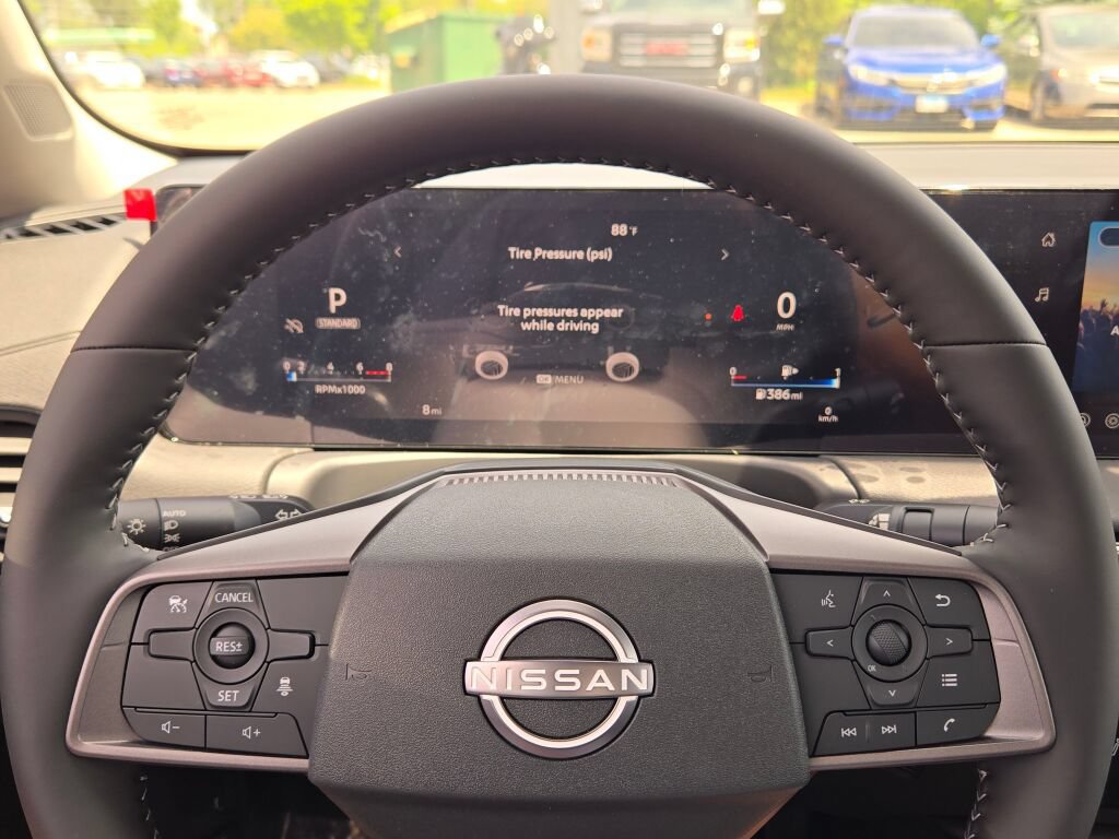 Used 2026 Nissan Sentra SV w/ SV Convenience Package FWD image 30