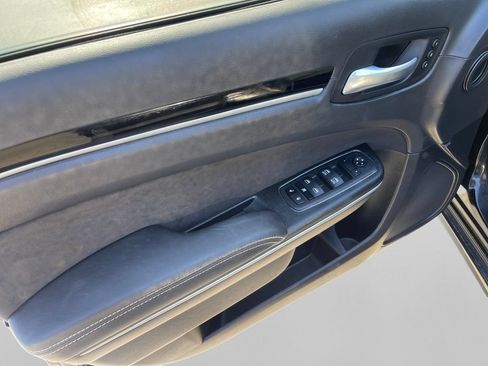 Used 2023 Chrysler 300 C RWD image 16