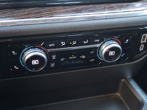 Used 2024 GMC Sierra 1500 Elevation w/ Preferred Package image 29