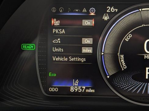 Certified 2025 Lexus ES 300h w/ Luxury Package image 19