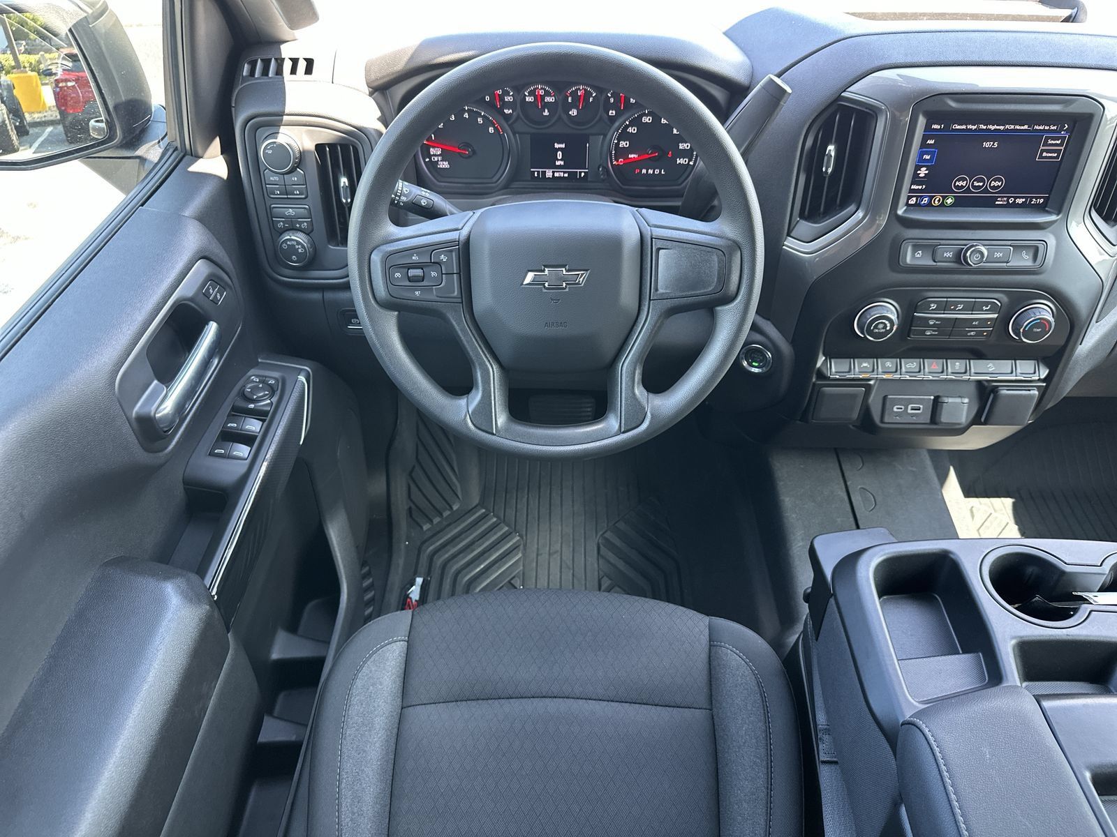 Used 2026 Chevrolet Silverado 1500 Custom Trail Boss w/ Midnight Edition AWD/4WD image 17